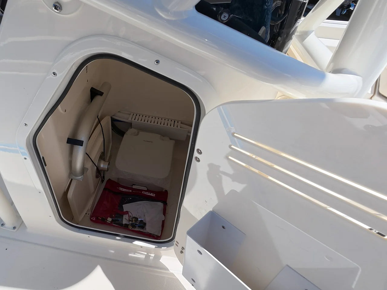 2026 Boston Whaler 210 Montauk 21.0 feet, New York, New York #19