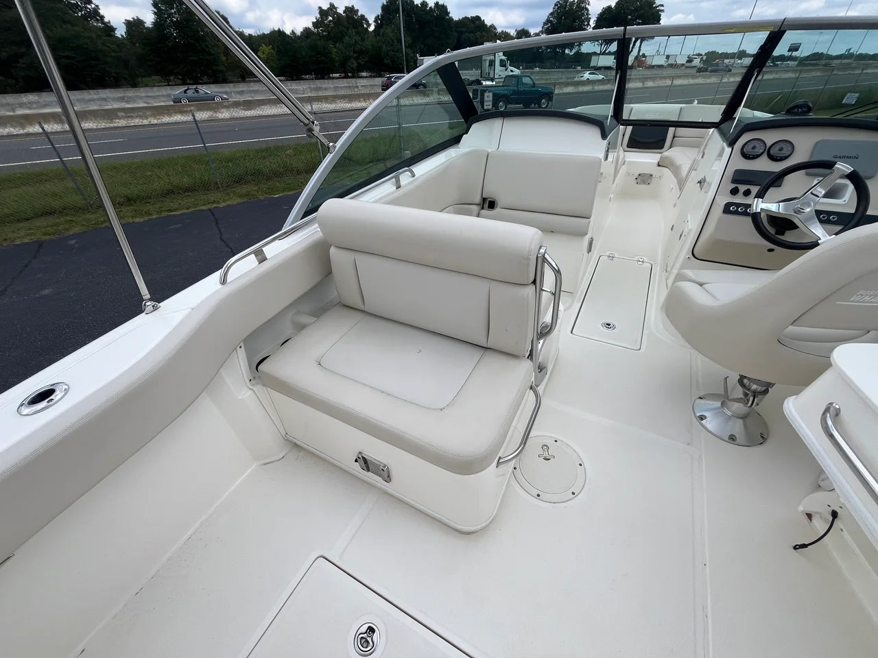 2013 Boston Whaler 230 VANTAGE 23.0 feet, Greenville, SC #18