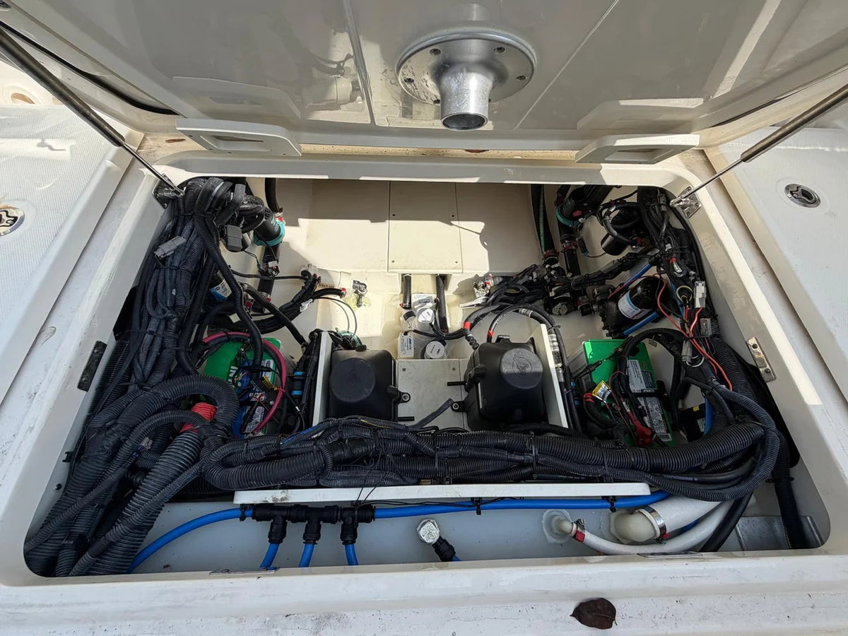 2017 Boston Whaler 320 VANTAGE 32.0 feet, Key Largo, FL #31