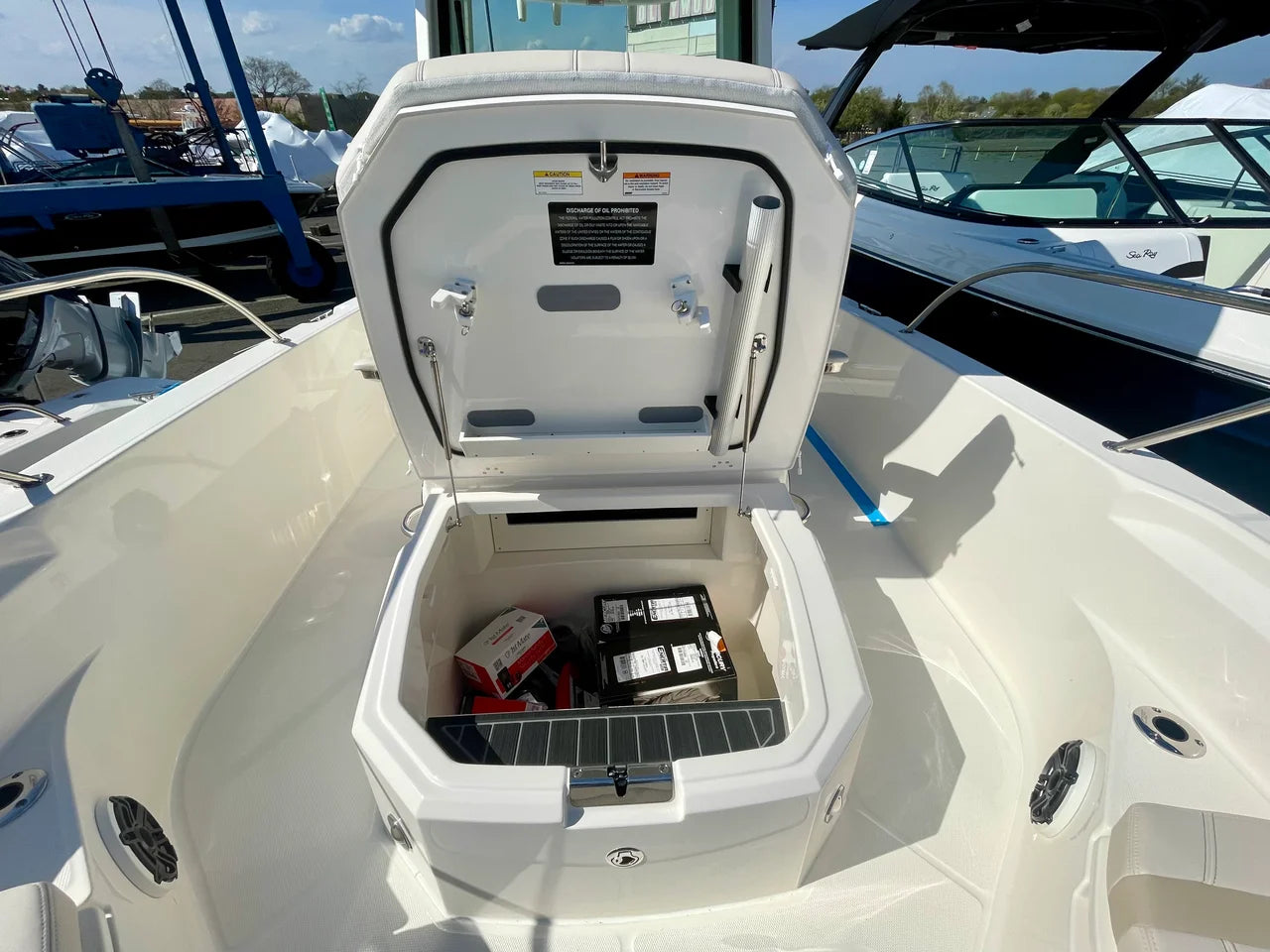 2026 Boston Whaler 280 Dauntless 28.0 feet, Danvers, Massachusetts #17