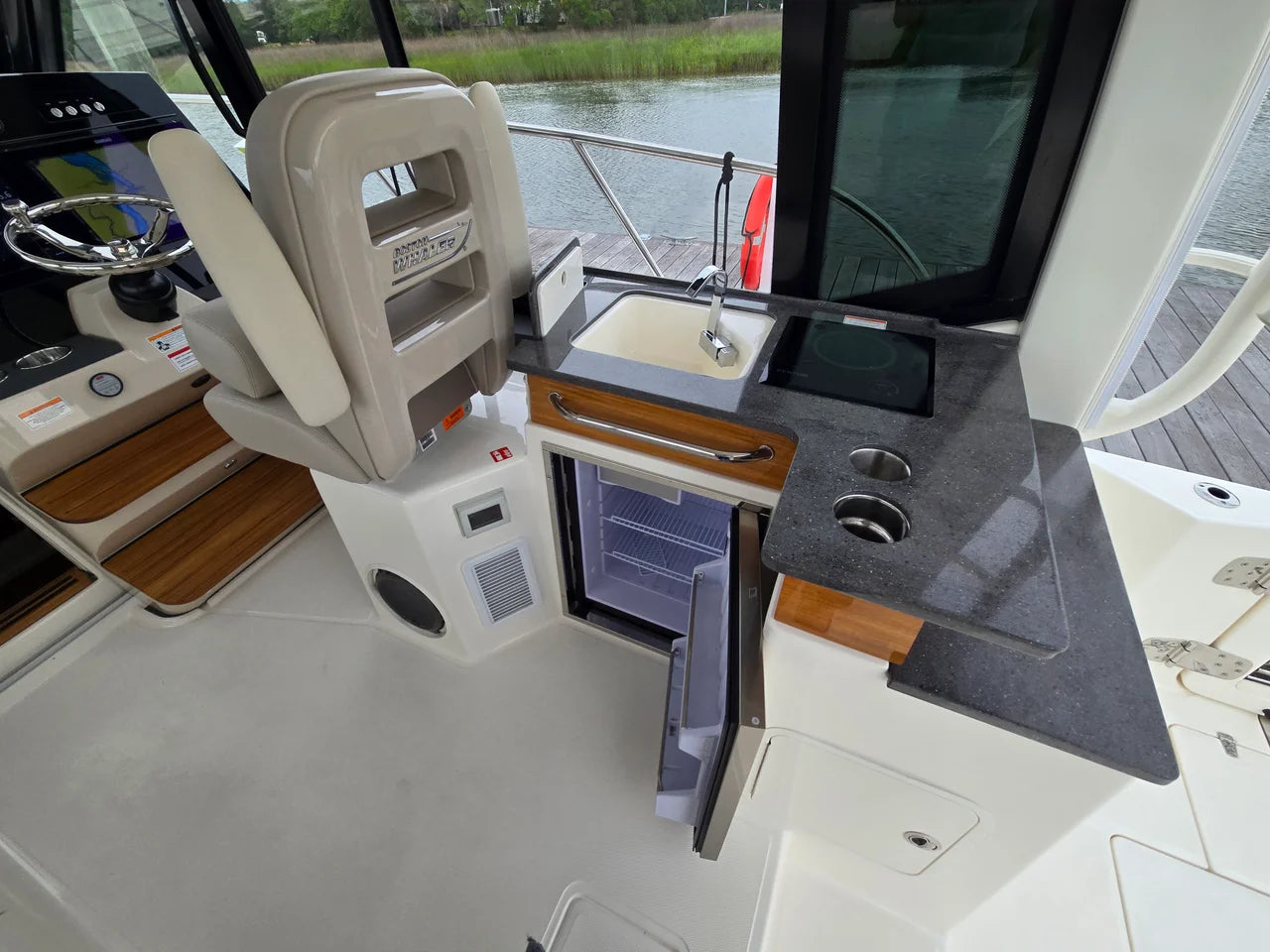 2026 Boston Whaler 365 Conquest 36.0 feet, Charleston, SC #23