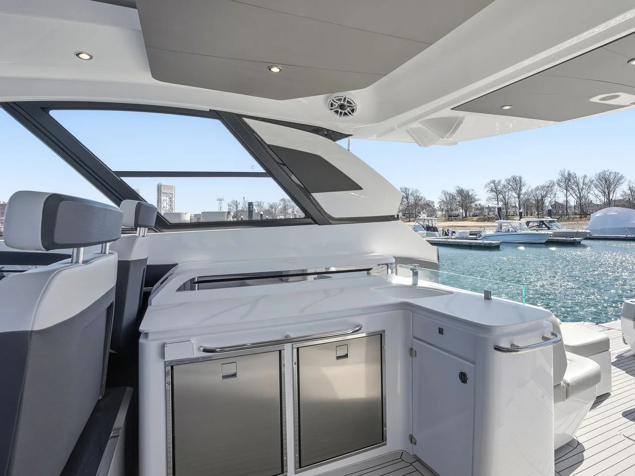 2026 Cruisers Yachts 50GLS OB 50.0 feet, Quincy, MA #19