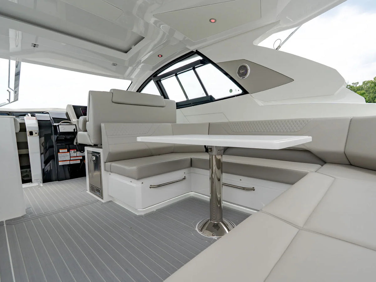 2027 Cruisers Yachts 42 GLS Outboard 42.0 feet, Lake Ozark, MO #22