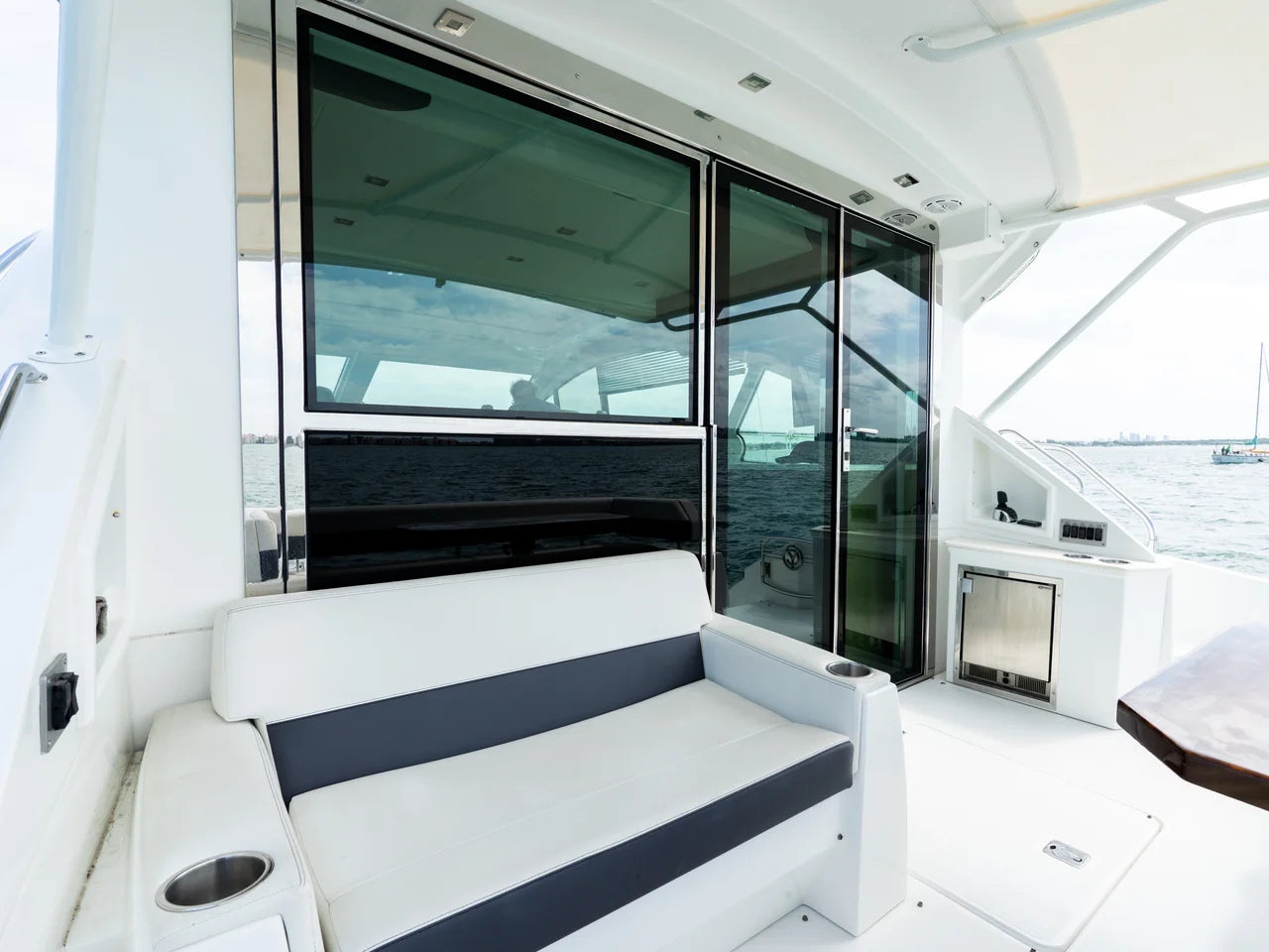 2018 Cruisers Yachts 50 CANTIUS 50.0 feet, St Petersburg, FL #24