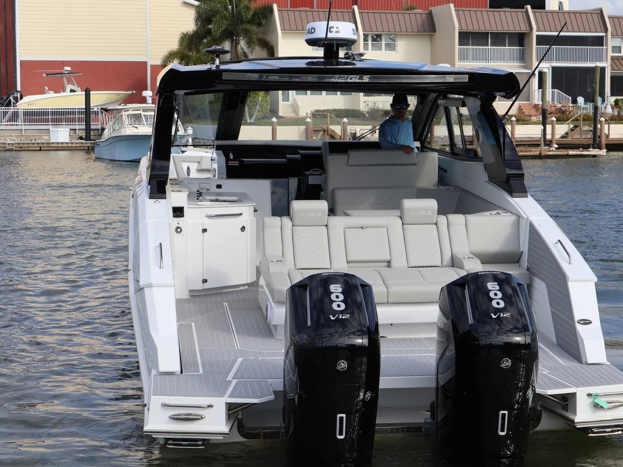 2026 Cruisers Yachts 42 GLS Outboard 42.0 feet, Naples, Florida #11