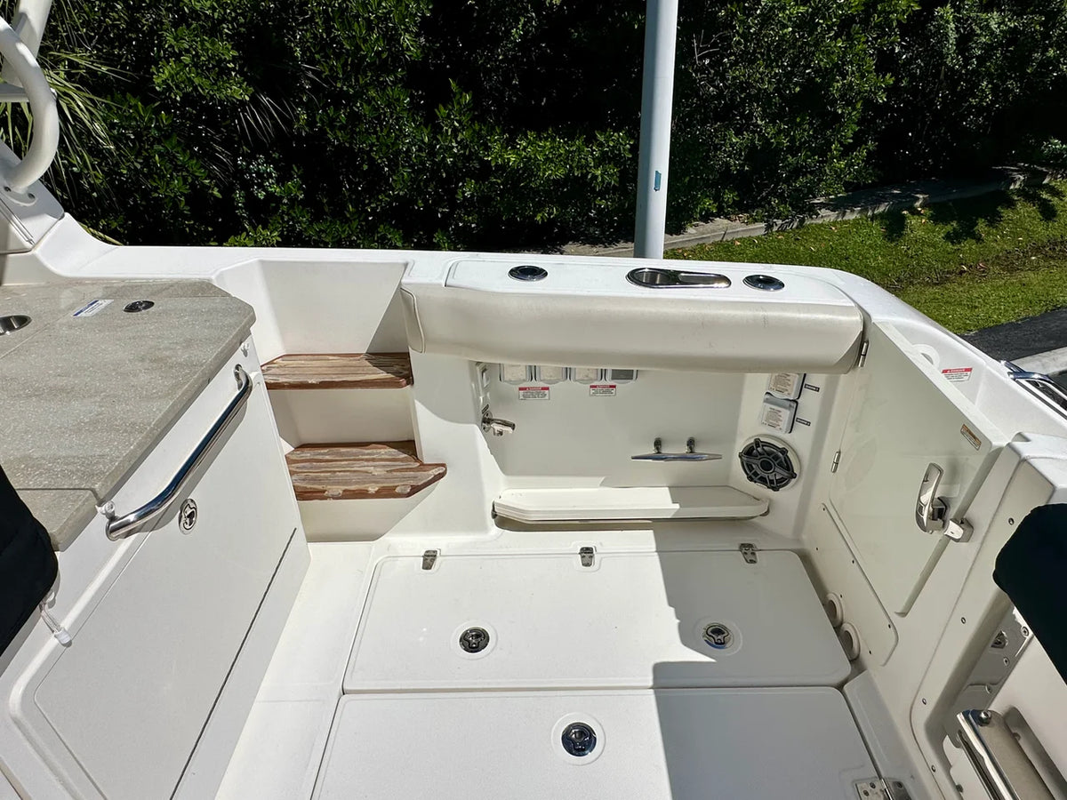2021 Boston Whaler 350 REALM 35.0 feet, Fort Myers, FL #10