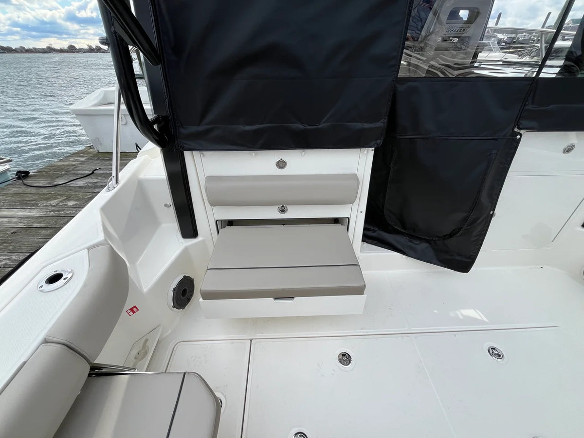 2026 Boston Whaler 365 Conquest 36.0 feet, Norwalk, Connecticut #17