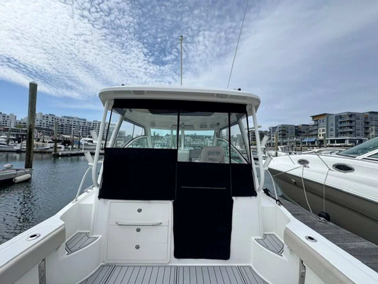 2016 Boston Whaler 315 CONQUEST 31.0 feet, Quincy, MA #11