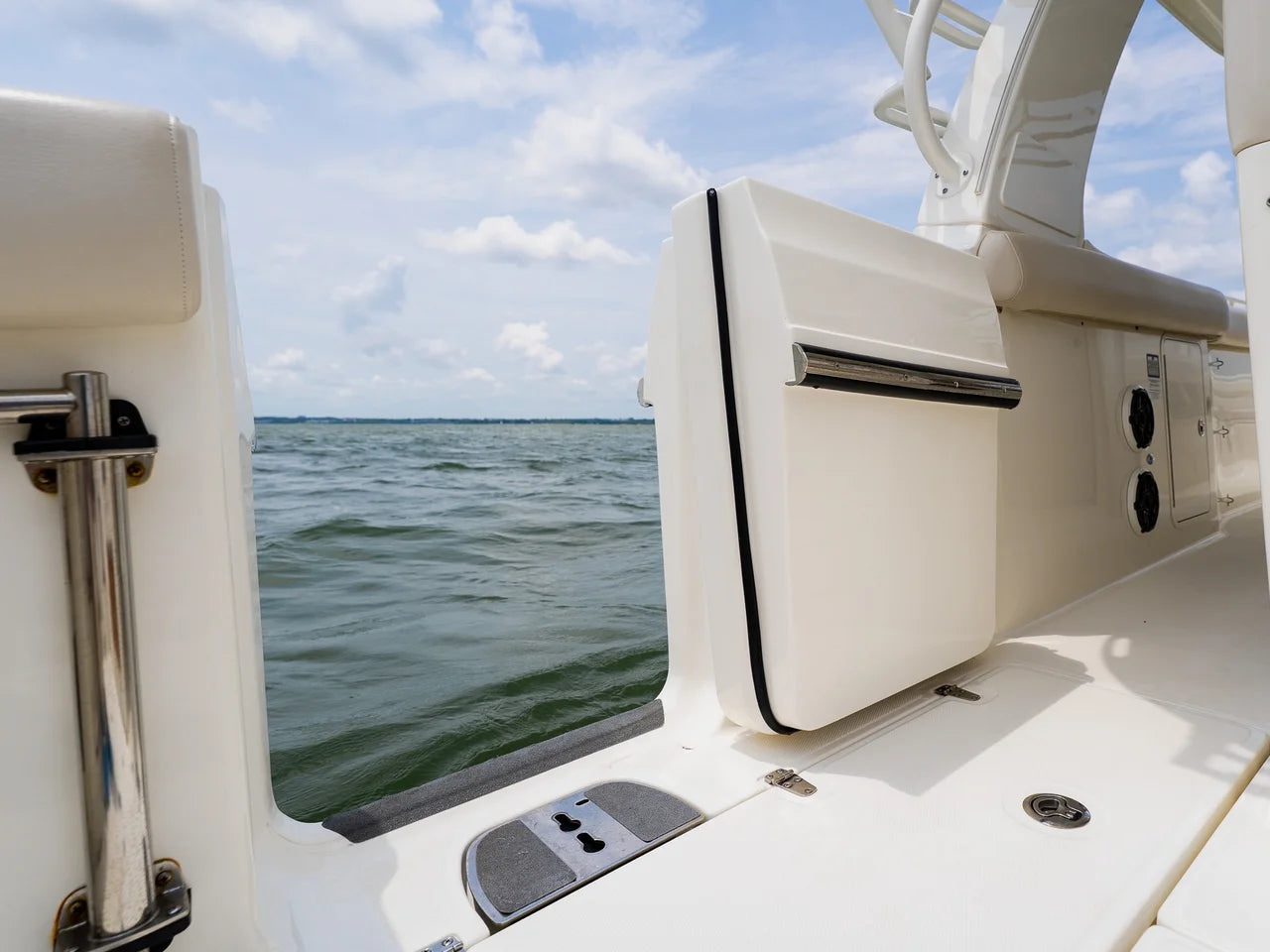 2023 Boston Whaler 350 Realm 35.0 feet, Clearwater, Florida #101