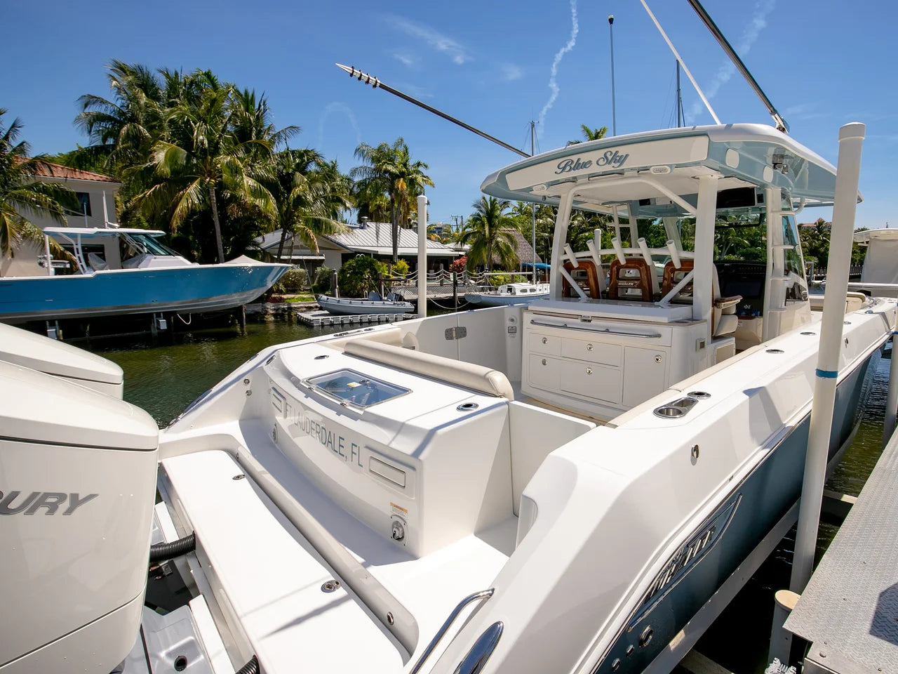 2024 Boston Whaler 380 OUTRAGE 38.0 feet, Ft. Lauderdale, FL #25