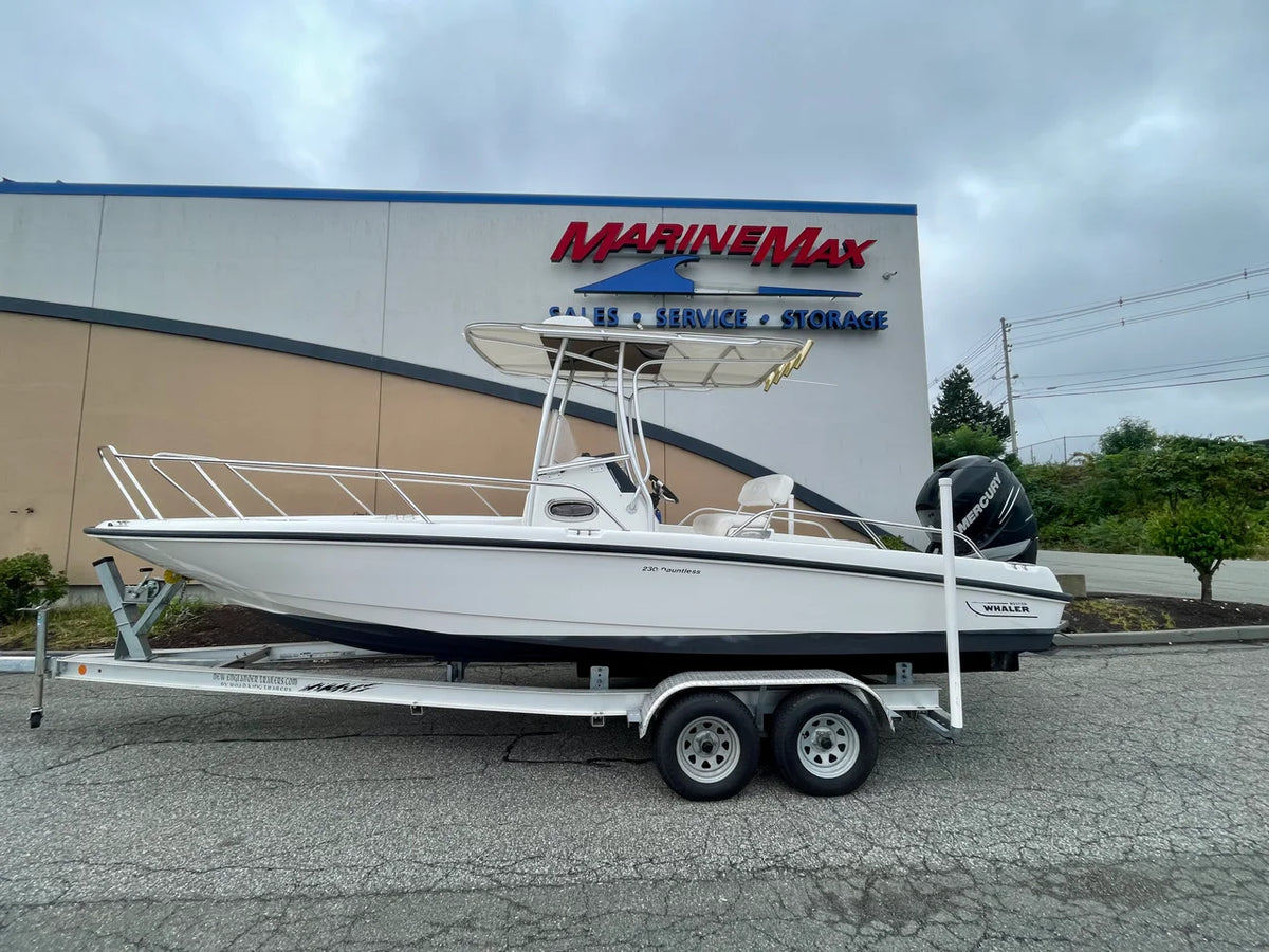 2013 Boston Whaler 230 DAUNTLESS 23.0 feet, Danvers, Massachusetts #1