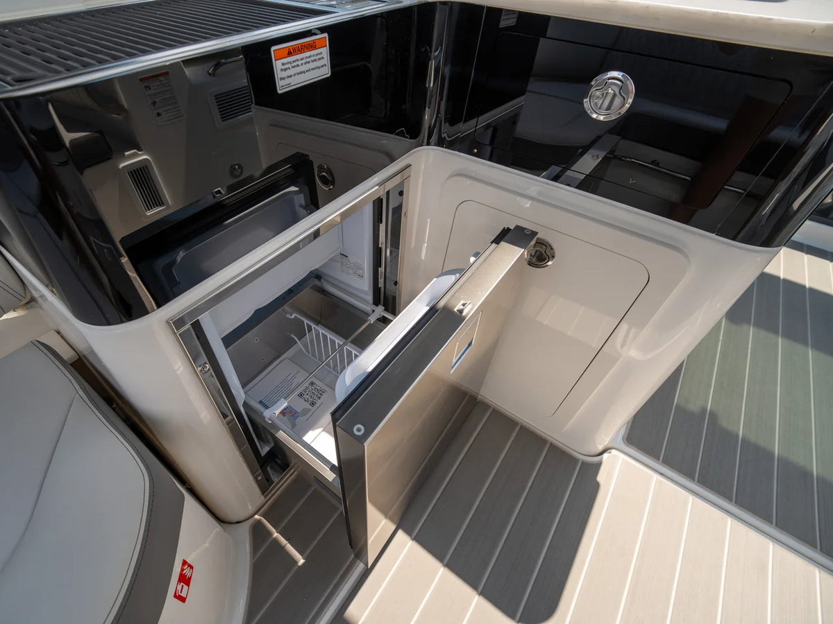2026 Sea Ray Sundancer 370 Outboard 37.0 feet, Wrightsville Beach, North Carolina #22