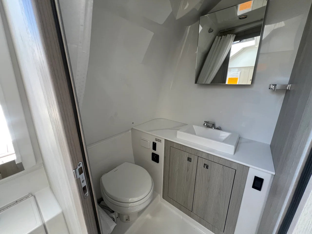 2026 Cruisers Yachts 38 VTR 38.0 feet, Sarasota, FL #43
