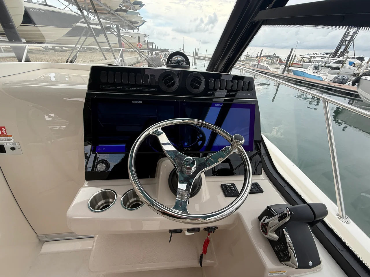 2027 Boston Whaler 325 Conquest 32.0 feet, Sarasota, FL #16