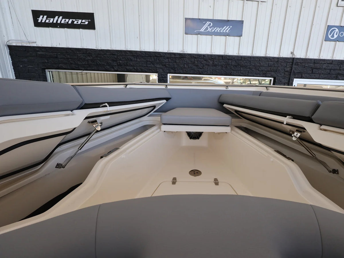 2026 Boston Whaler 360 Outrage 36.0 feet, Naples, Florida #41