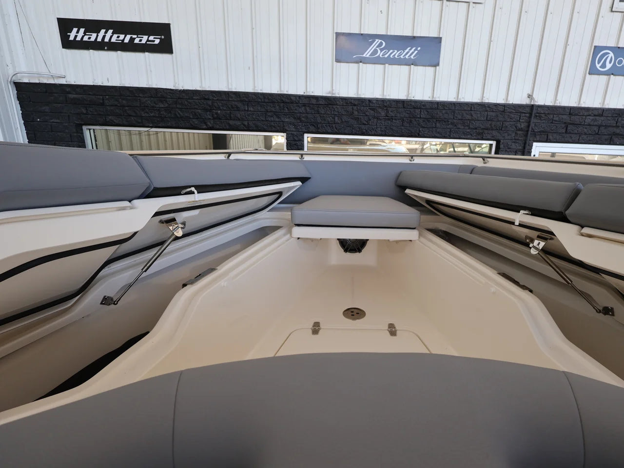 2026 Boston Whaler 360 Outrage 36.0 feet, Naples, Florida #41