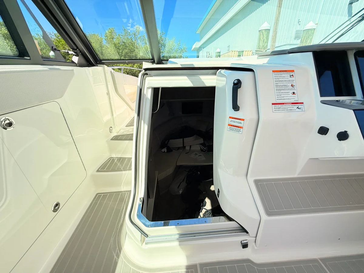 2026 Sea Ray Sundancer 320 Outboard 32.0 feet, St Petersburg, FL #61