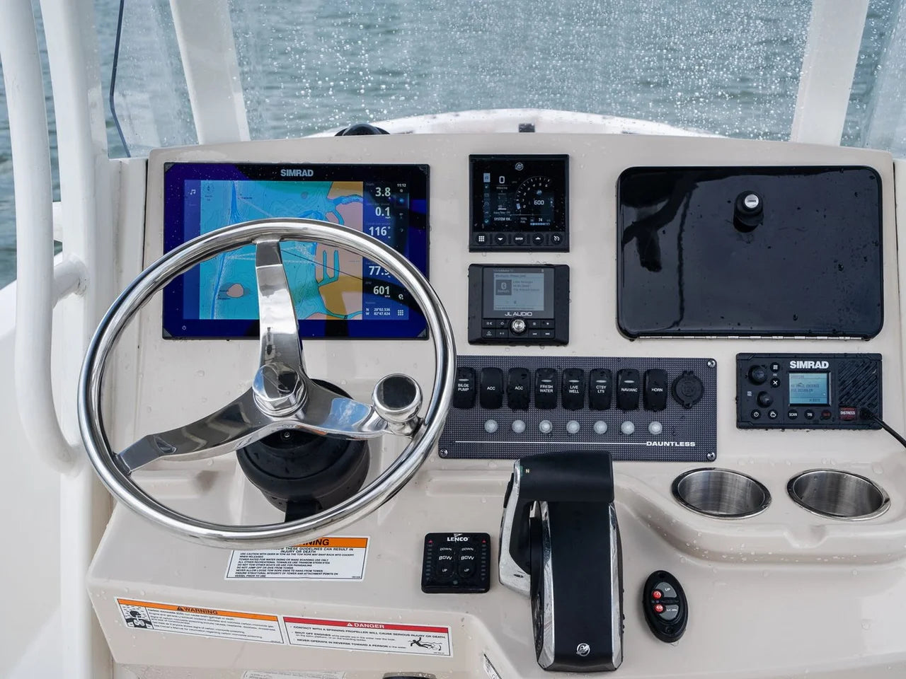 2024 Boston Whaler 250 DAUNTLESS 25.0 feet, St Petersburg, FL #25