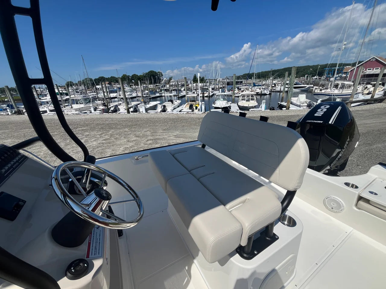 2027 Boston Whaler 210 Montauk 21.0 feet, Westbrook, Connecticut #8