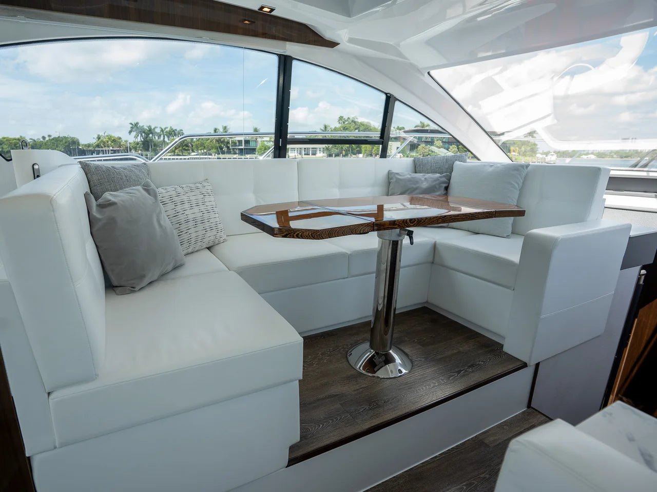 2023 Cruisers Yachts 50 C 50.0 feet, Miami, FL #19