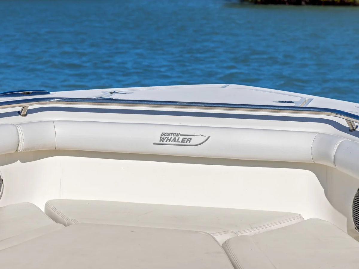 2014 Boston Whaler 350 OUTRAGE 35.0 feet, Naples, Florida #19