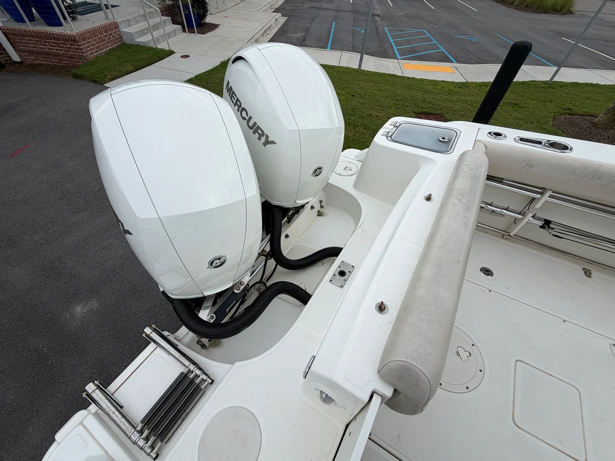 2018 Boston Whaler 230 OUTRAGE 23.0 feet, Charleston, SC #5