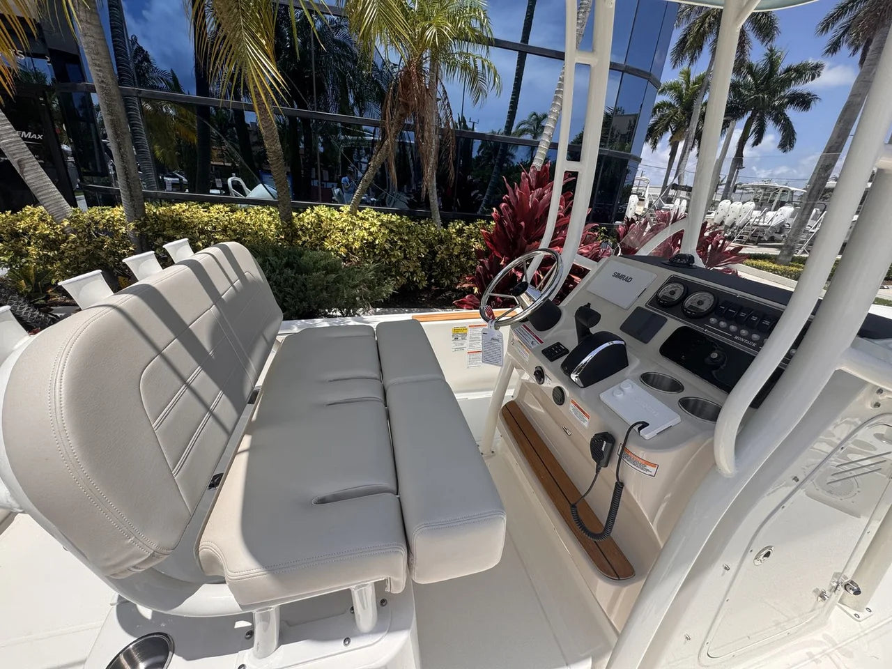 2027 Boston Whaler 210 Montauk 21.0 feet, Pompano Beach, Florida #17