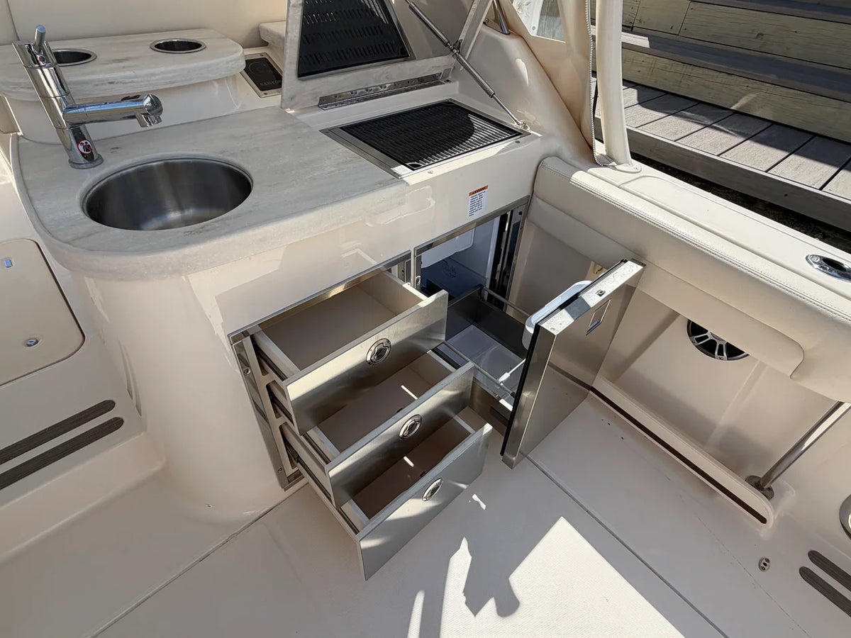 2024 Grady-White Freedom 335 33.0 feet, Pensacola, Florida #28