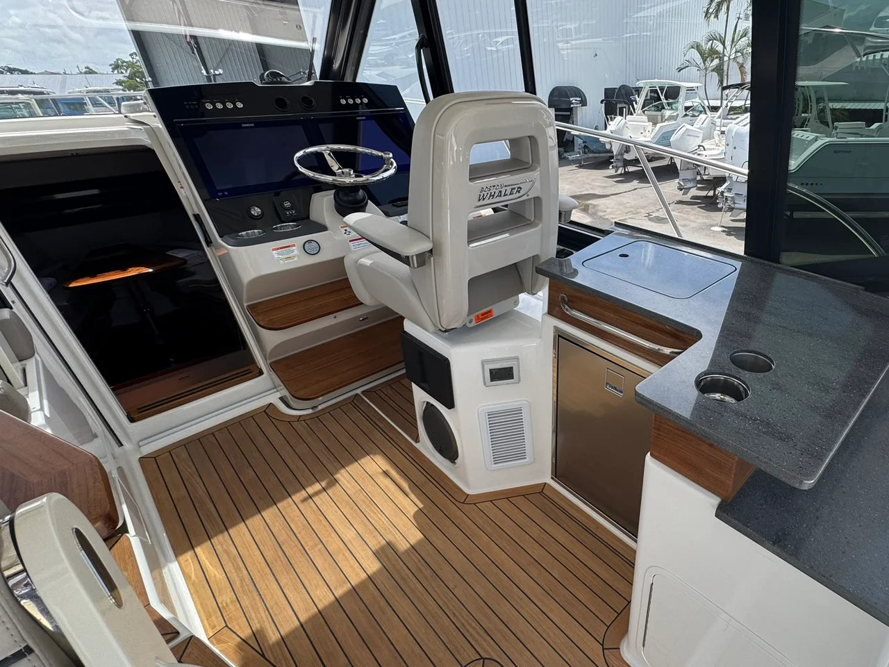 2025 Boston Whaler 365 Conquest 36.0 feet, Naples, Florida #19