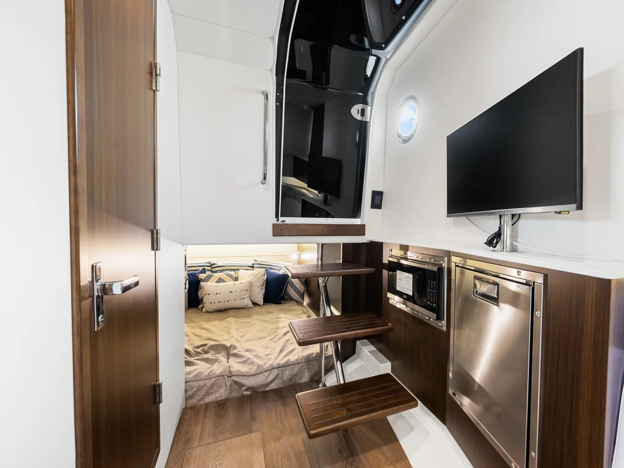 2026 Cruisers Yachts 38 GLS Outboard 38.0 feet, St Petersburg, FL #79
