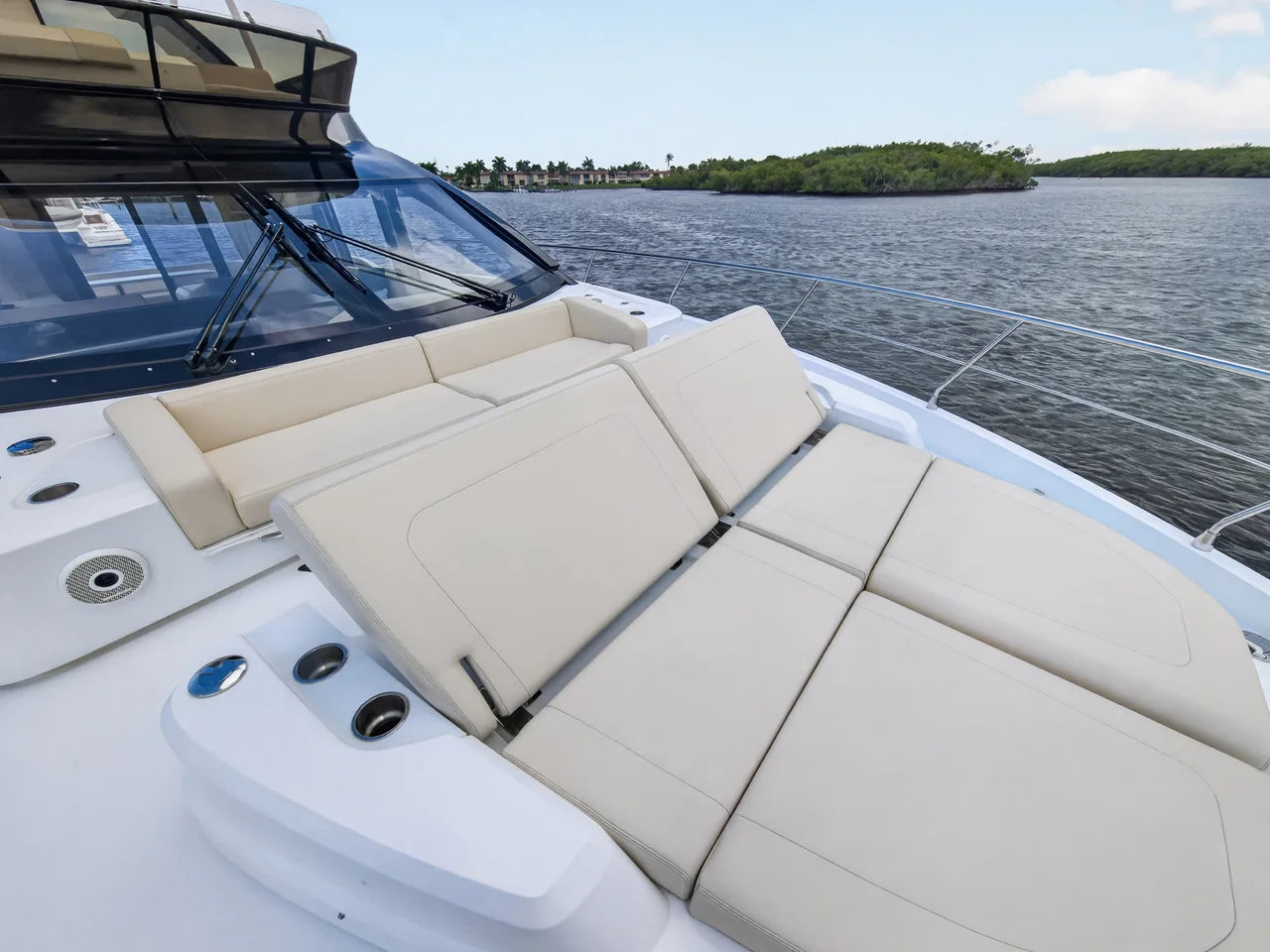 2026 Cruisers Yachts 57 FLY 57.0 feet, Stuart, Florida #42