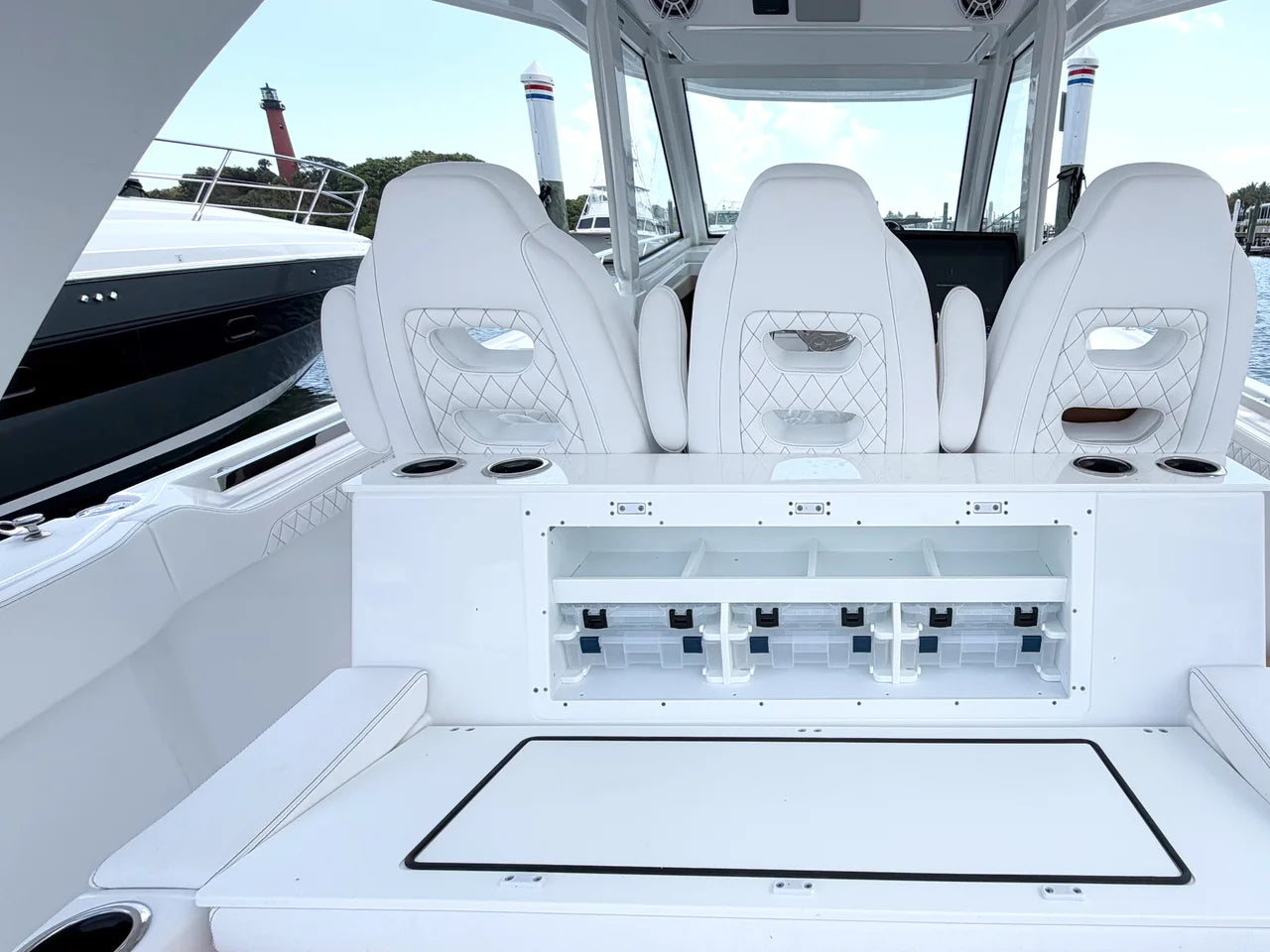 2026 Intrepid 35 VALOR 37.0 feet, Jupiter, Florida #9