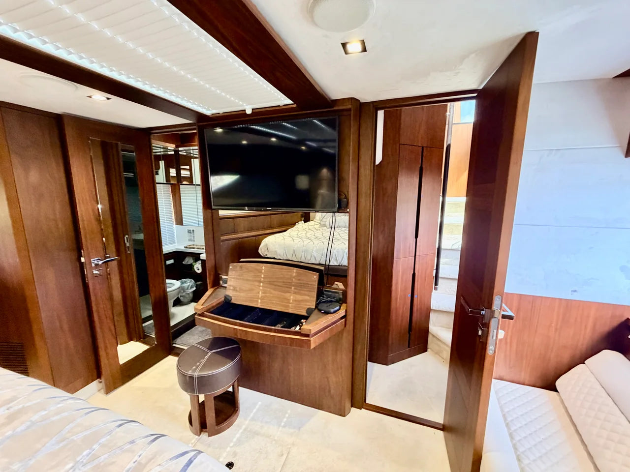 2019 Galeon 640 FLY BRIDGE 64.0 feet, Jupiter, FL #33