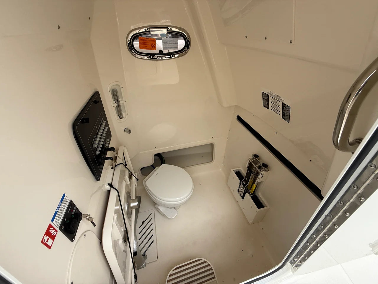 2026 Boston Whaler 280 Outrage 28.0 feet, Sarasota, FL #12