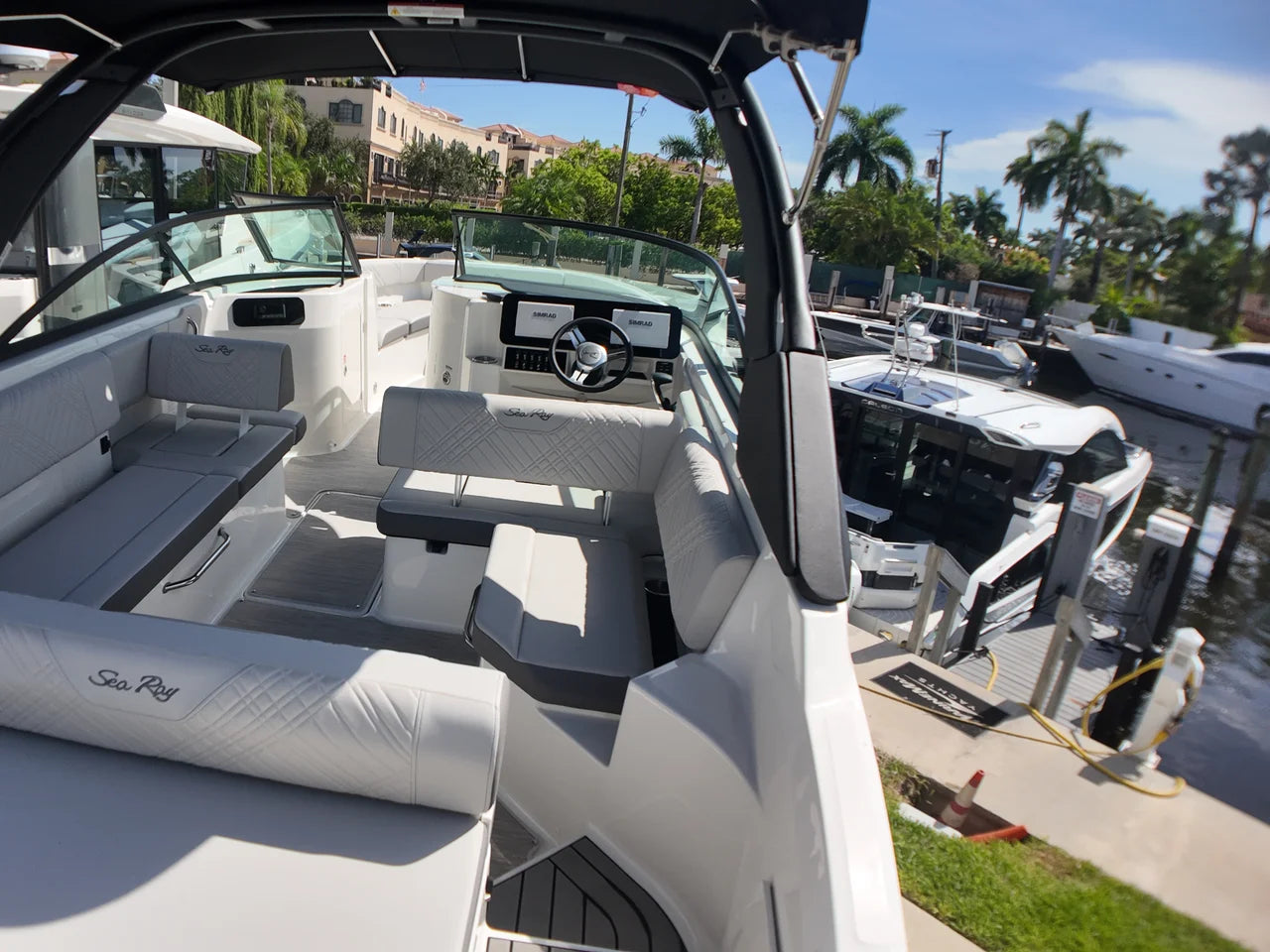 2027 Sea Ray SDX 250 Outboard 25.0 feet, Pompano Beach, Florida #12