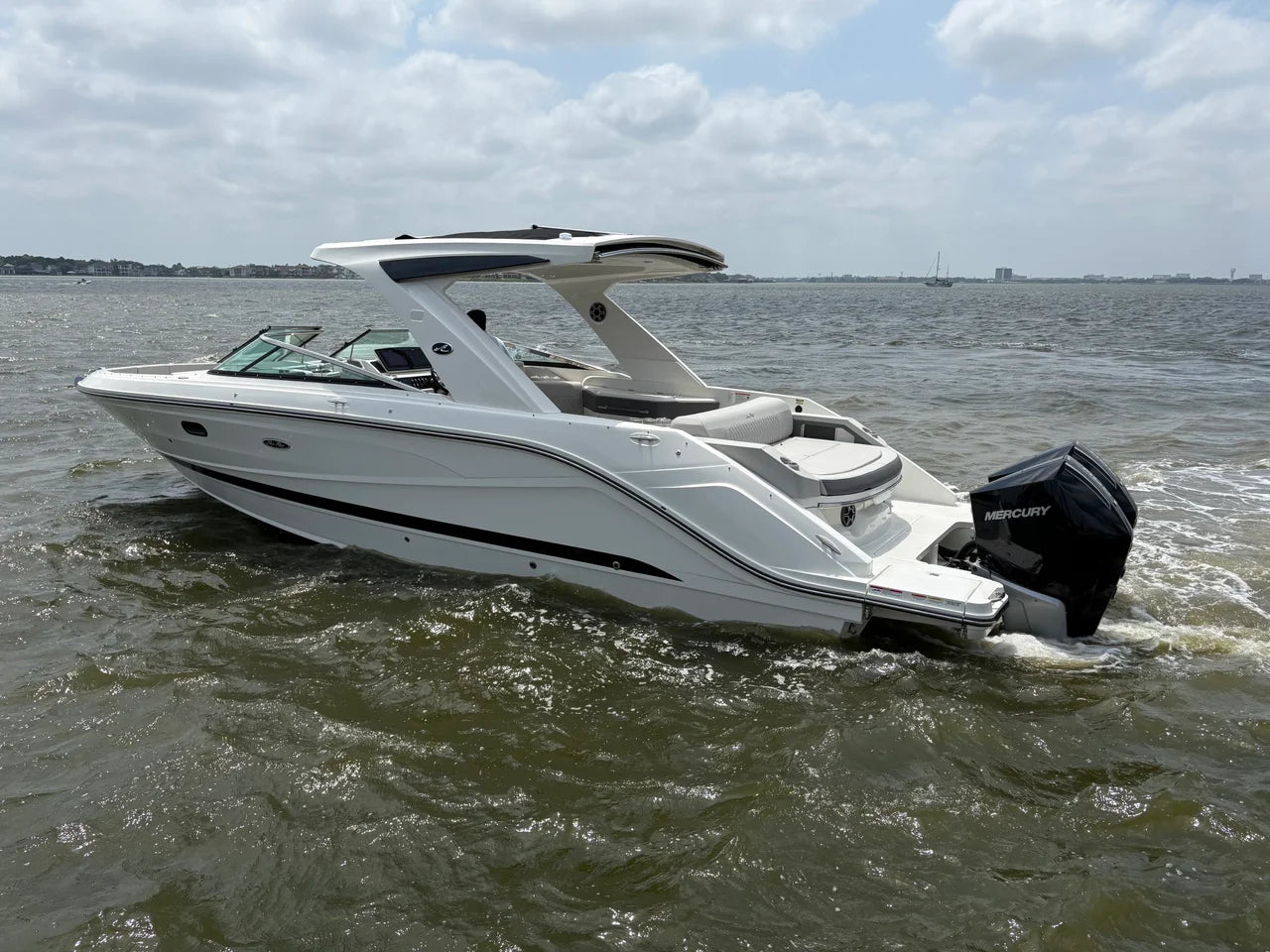 2026 Sea Ray SLX 310 Outboard 31.0 feet, Seabrook, TX #2
