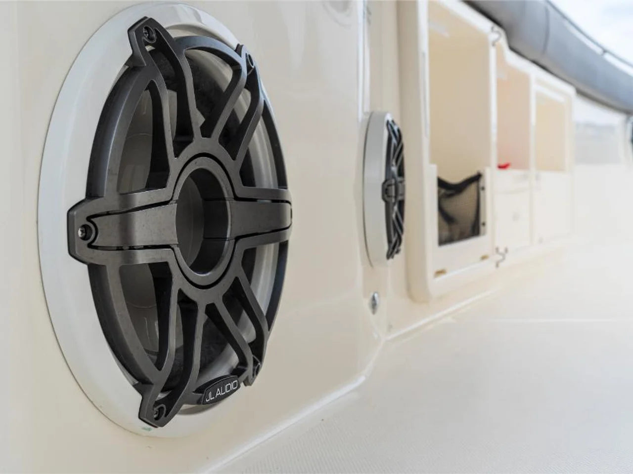 2026 Boston Whaler 360 Outrage 36.0 feet, Inuvik, Northwest Territories #10
