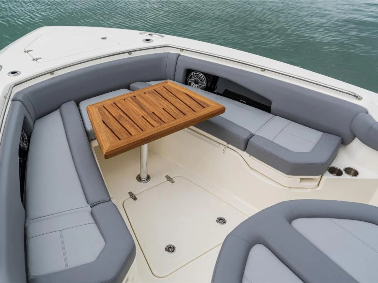 2026 Boston Whaler 360 Outrage 36.0 feet, Inuvik, Northwest Territories #25