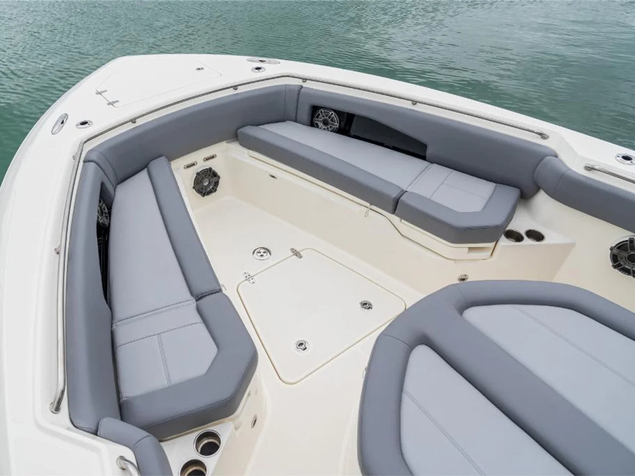 2026 Boston Whaler 360 Outrage 36.0 feet, Inuvik, Northwest Territories #27