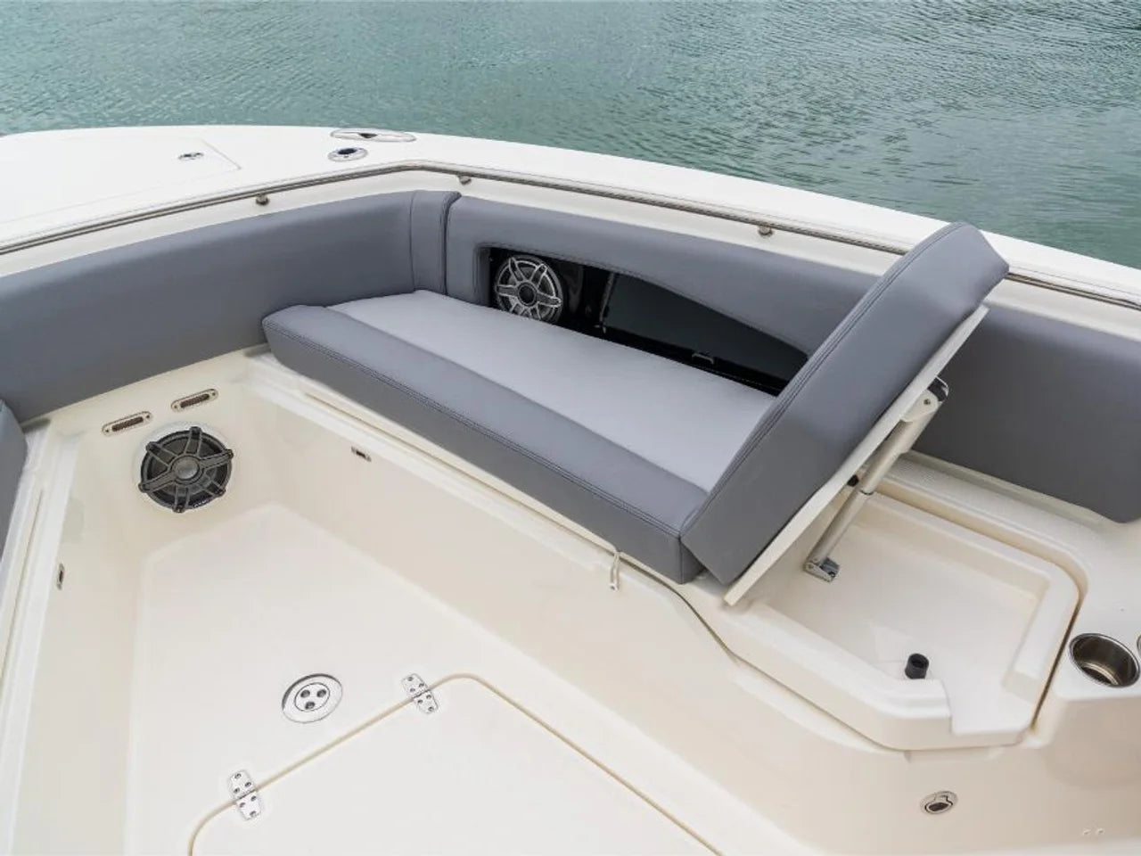 2026 Boston Whaler 360 Outrage 36.0 feet, Inuvik, Northwest Territories #29