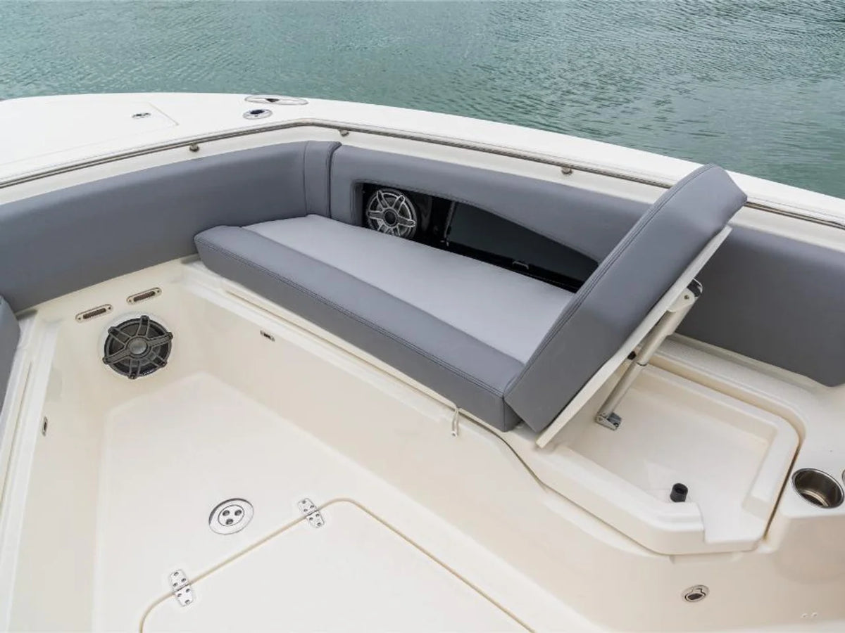 2027 Boston Whaler 360 Outrage 36.0 feet, Inuvik, Northwest Territories #29