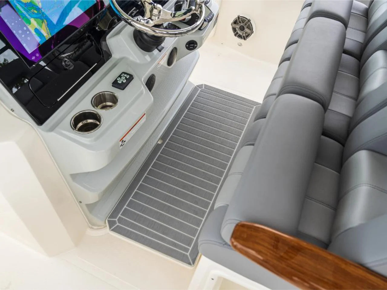 2026 Boston Whaler 360 Outrage 36.0 feet, Inuvik, Northwest Territories #112