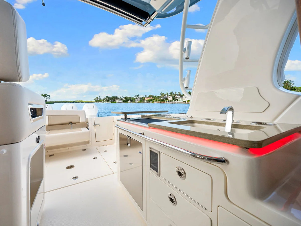 2026 Boston Whaler 380 Realm 38.0 feet, Naples, Florida #47