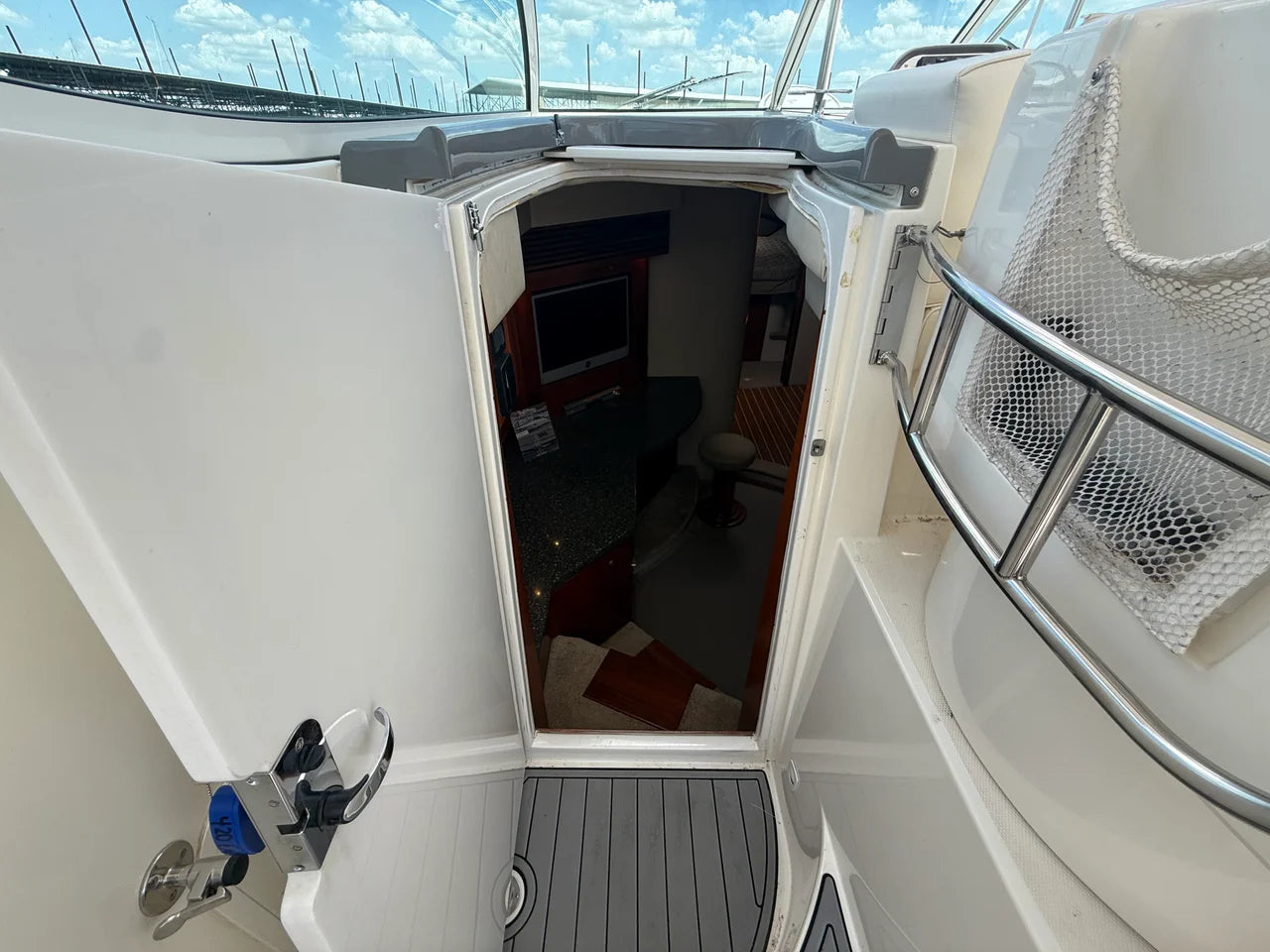 2007 Cruisers Yachts 420 EXPRESS 42.0 feet, Lewisville, TX #39
