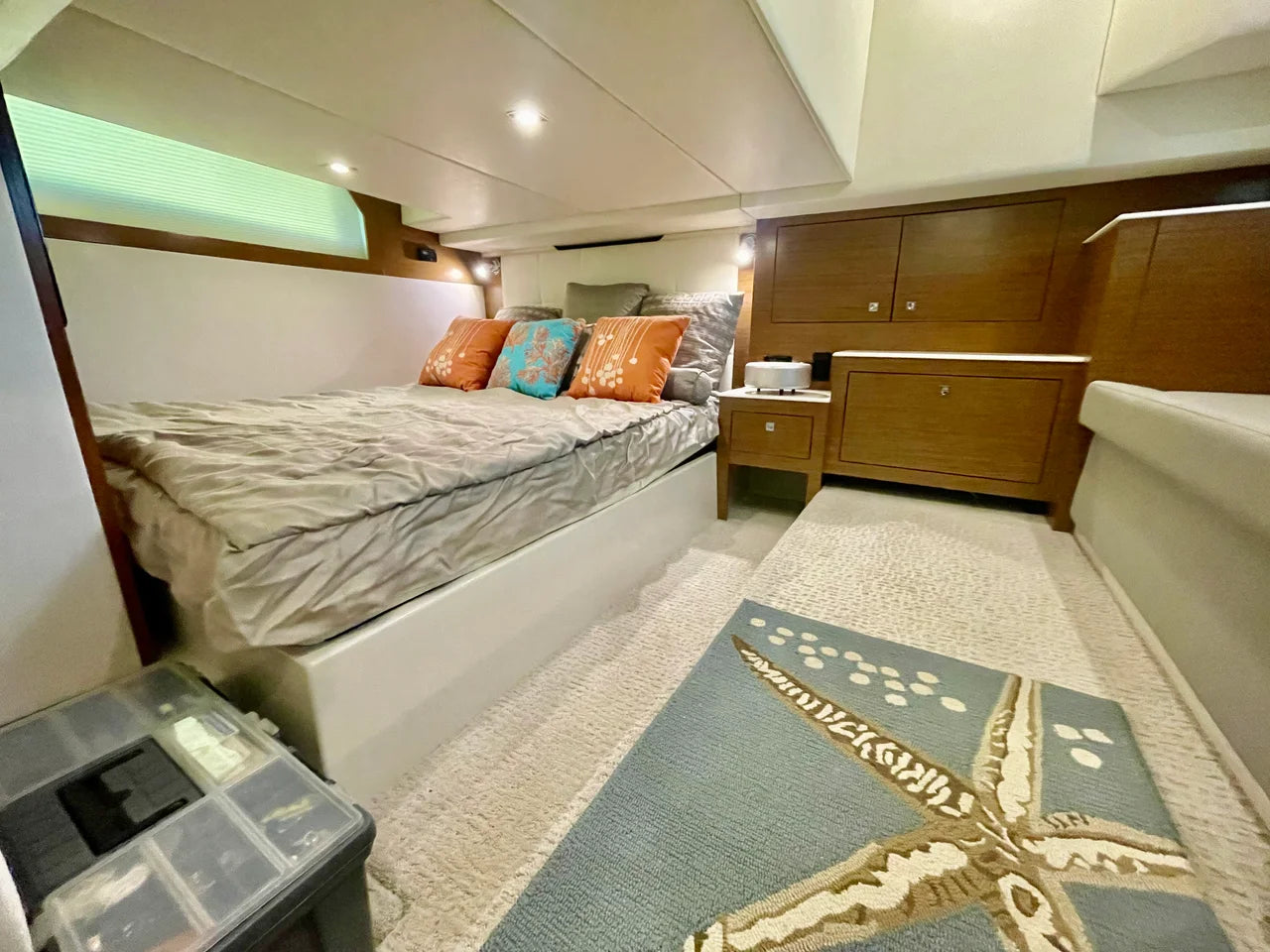 2016 Cruisers Yachts 390 EXPRESS COUPE 39.0 feet, Stuart, FL #30