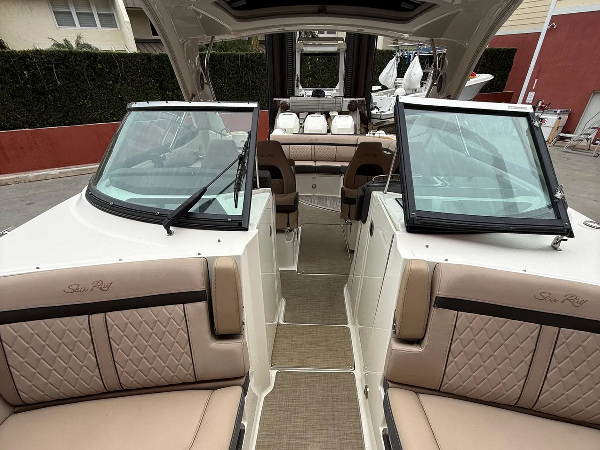 2018 Sea Ray 350 SLX OB 35.0 feet, Naples, Florida #16