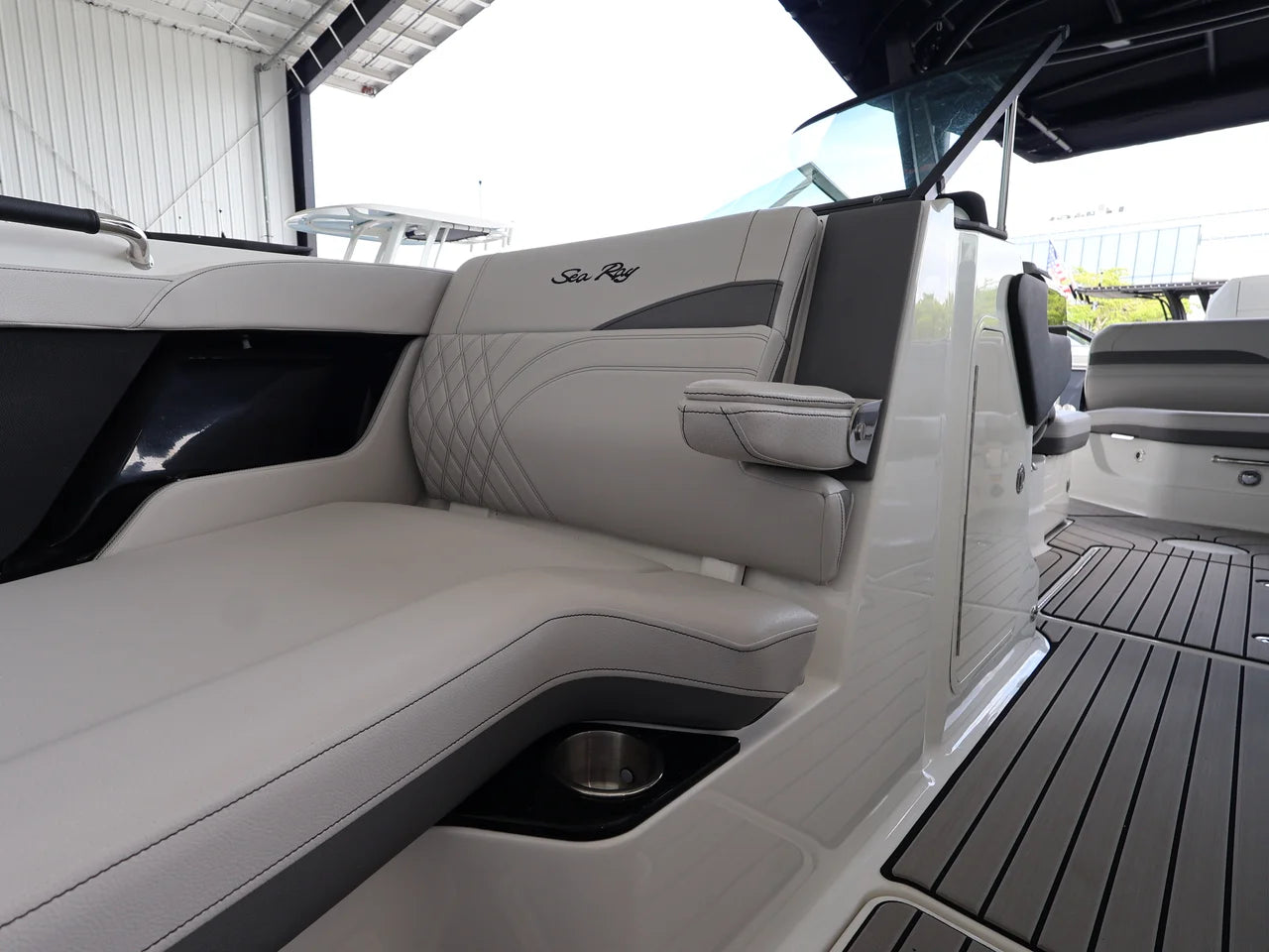 2027 Sea Ray SLX 260 Outboard 26.0 feet, Naples, Florida #27