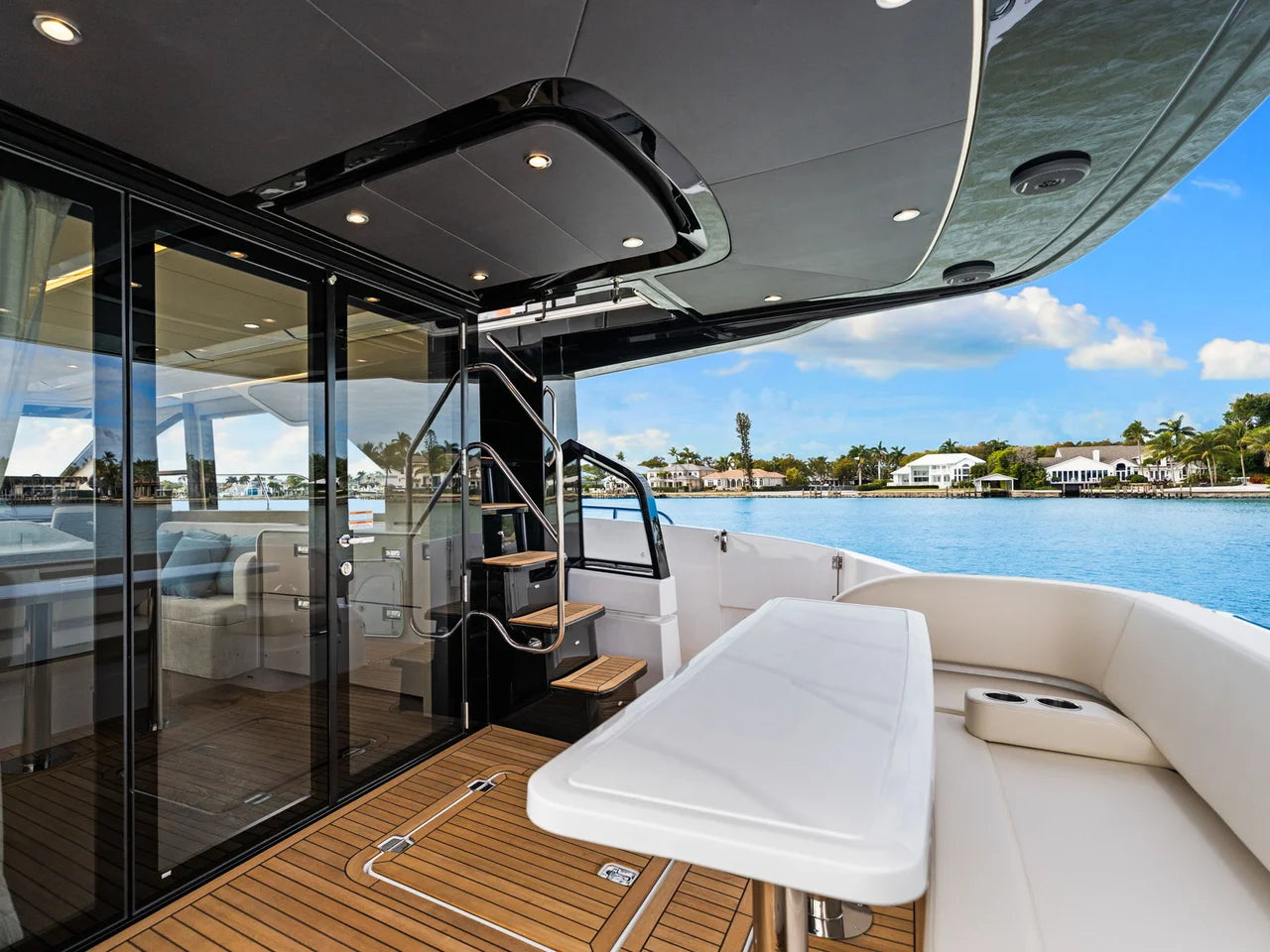 2026 Cruisers Yachts 57 FLY 57.0 feet, Miami, FL #40