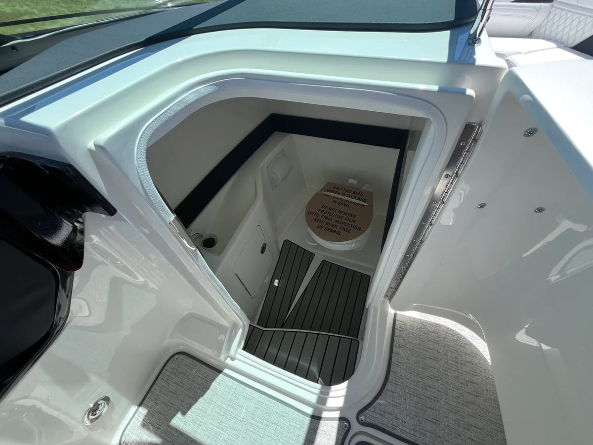 2026 Sea Ray SLX 260 Outboard 26.0 feet, Westbrook, Connecticut #15