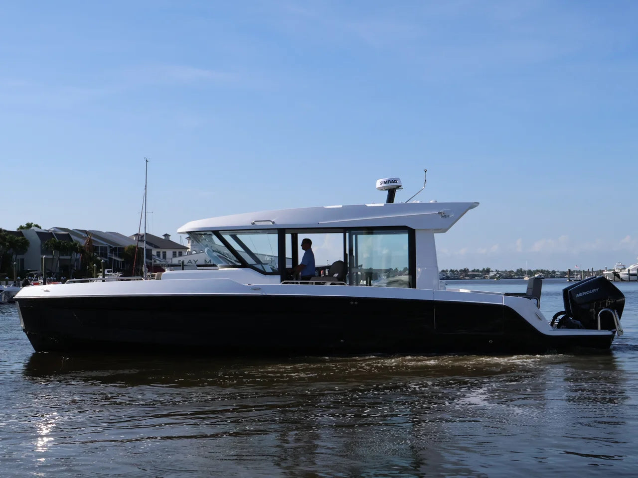 2026 Cruisers Yachts 38 VTR EC 38.0 feet, Naples, Florida #23